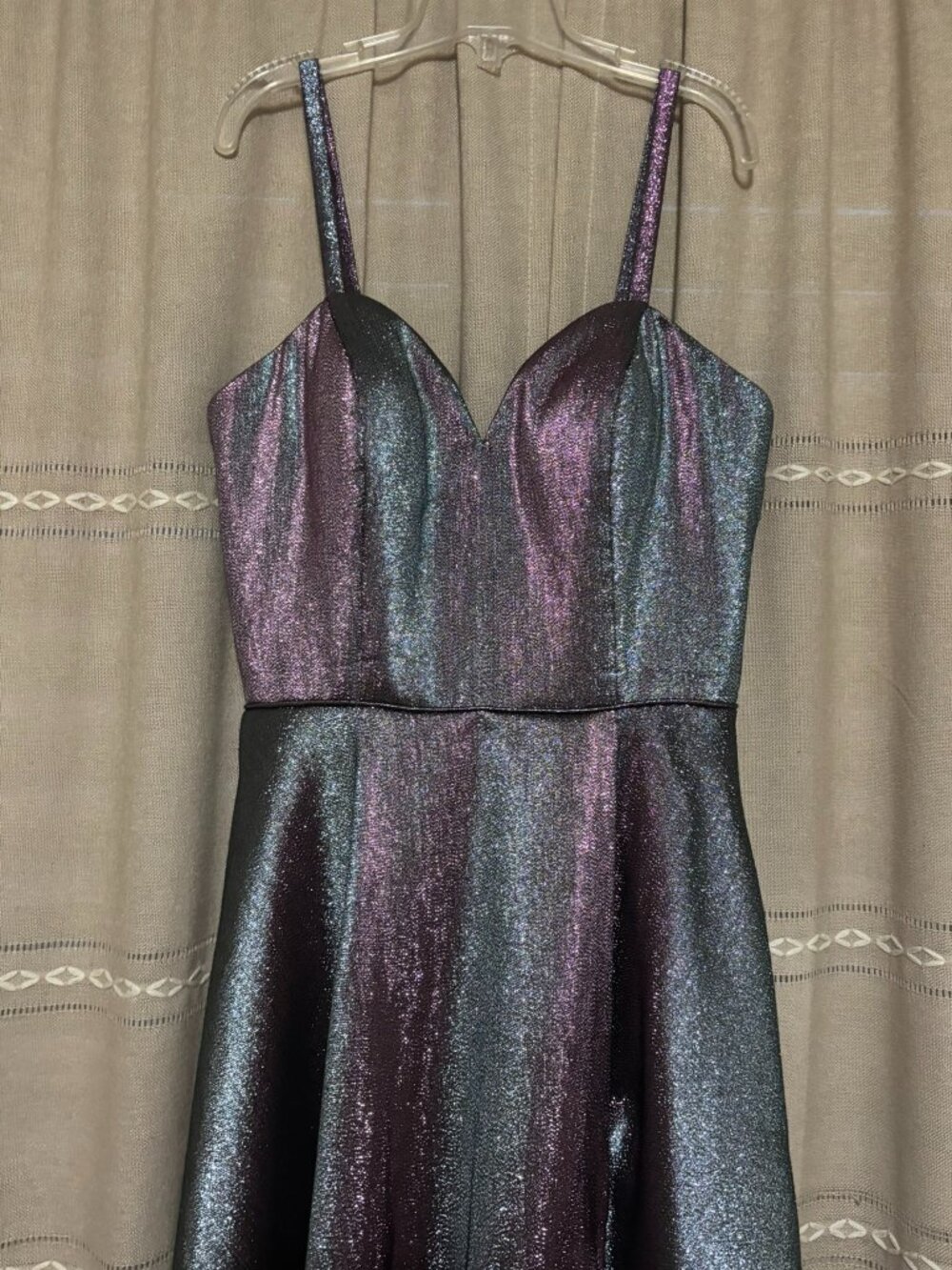 JVN by Jovani Iridescent Metallic A Line Prom Formal Gown Dress Size 10 - Picture 3 of 7